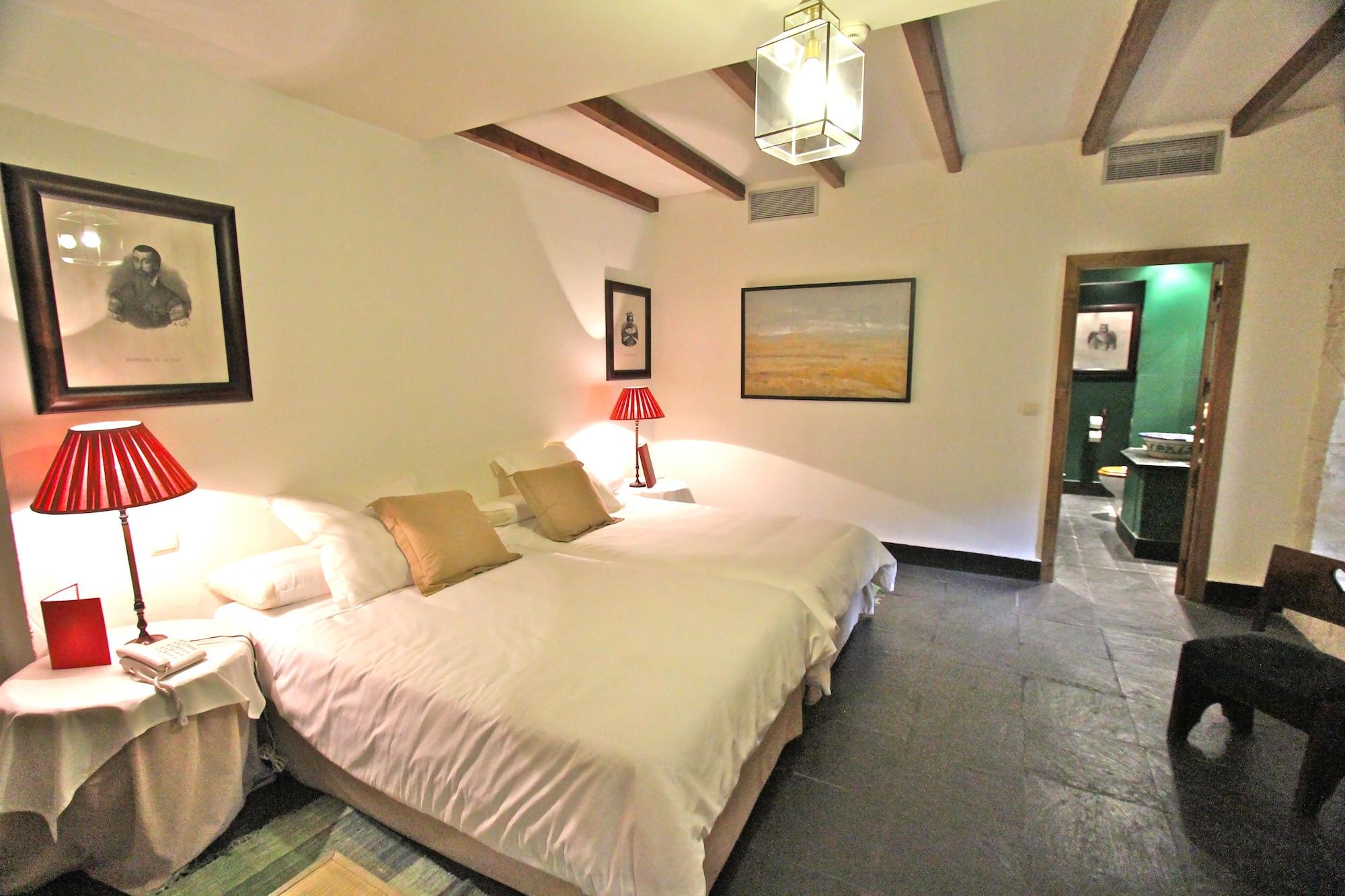 กาสติโย เดล บวน อามอร์ โฮเทล Hotel Topas ภายนอก รูปภาพ